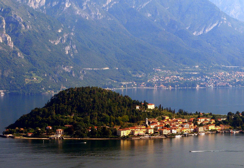 Scopri i servizi della nostra Agenzia Affitti Brevi vicino a Villa Mainona a Como per una gestione completa e professionale del tuo appartamento.