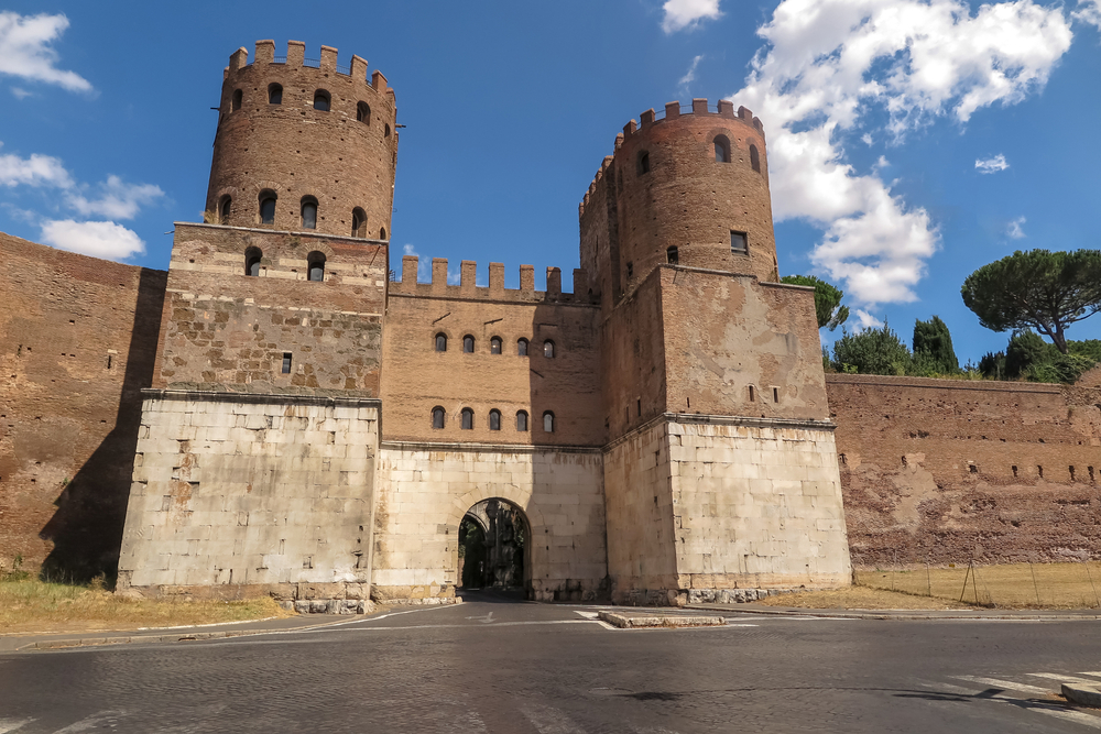Scopri come goderti affitti brevi a Roma senza pensieri, con opzioni flessibili e servizi eccellenti grazie a piattaforme come Airbnb, Booking, e Honey Bnb.